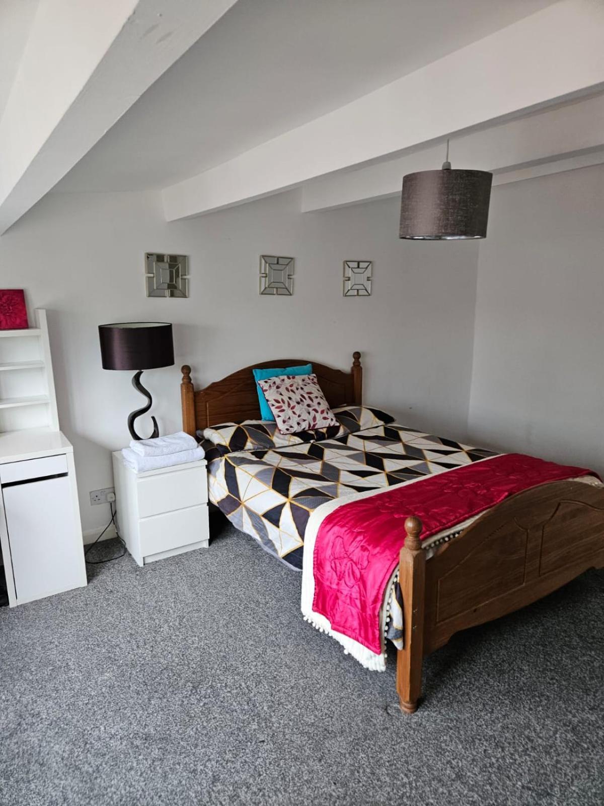Double Room Close To Headingley Stadium Лидс Экстерьер фото